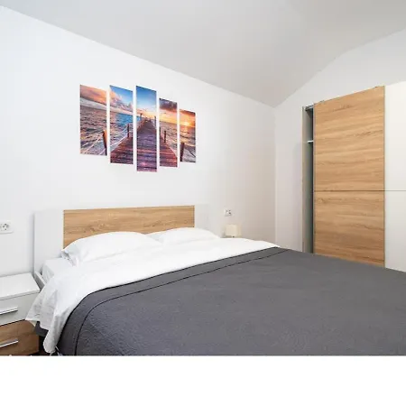 Ilm Apartment *