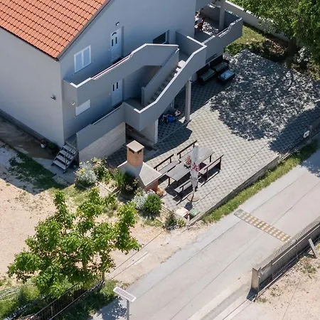 Ilm Apartment